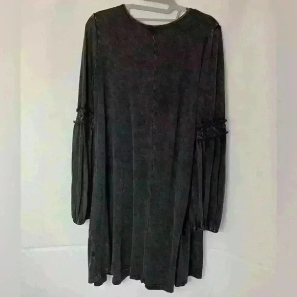 Alter’d State short bohemian bell sleeve mini dress - Picture 2 of 6